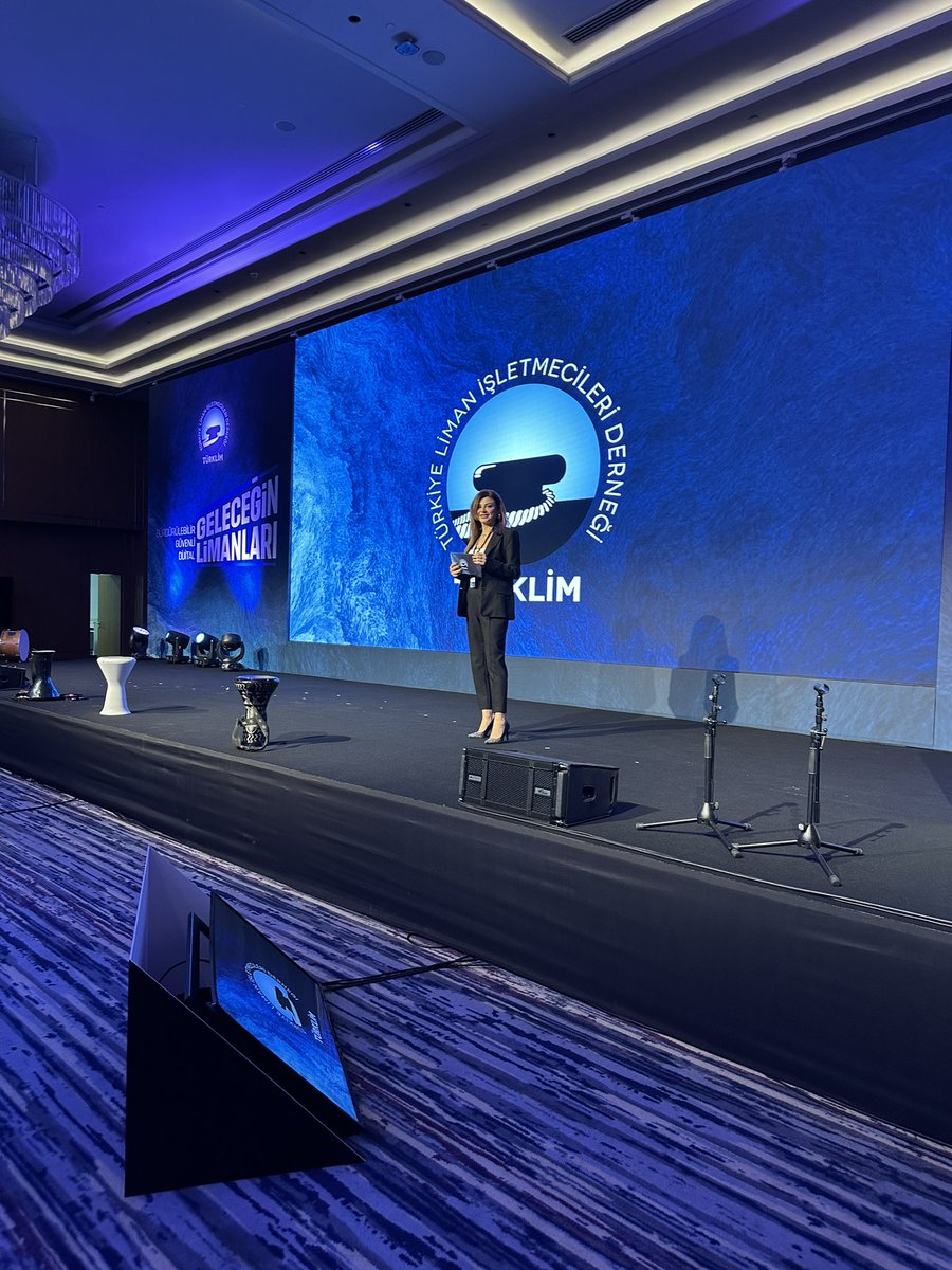 Bu yıl 5.’sine hayat verdiğimiz TÜRKLİM Çalıştayı’nı, “Sürdürülebilir, Güvenli, Dijital Geleceğin Limanları” temasıyla başarıyla tamamladık! 

Bu süreçte bizleri destekleyen, çalıştayımıza güç katan herkese yürekten teşekkür ediyoruz. ⚓️
#benbirlimanaşığı 🙋‍♀️ #türklim