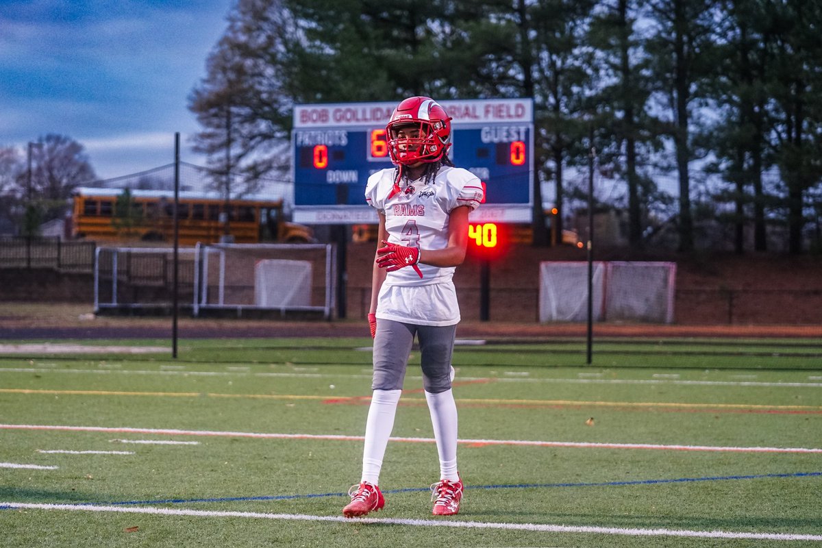 Check Out My “FULL SEASON HIGHLIGHTS”‼️🙅🏾‍♂️  hudl.com/v/2QrWsV