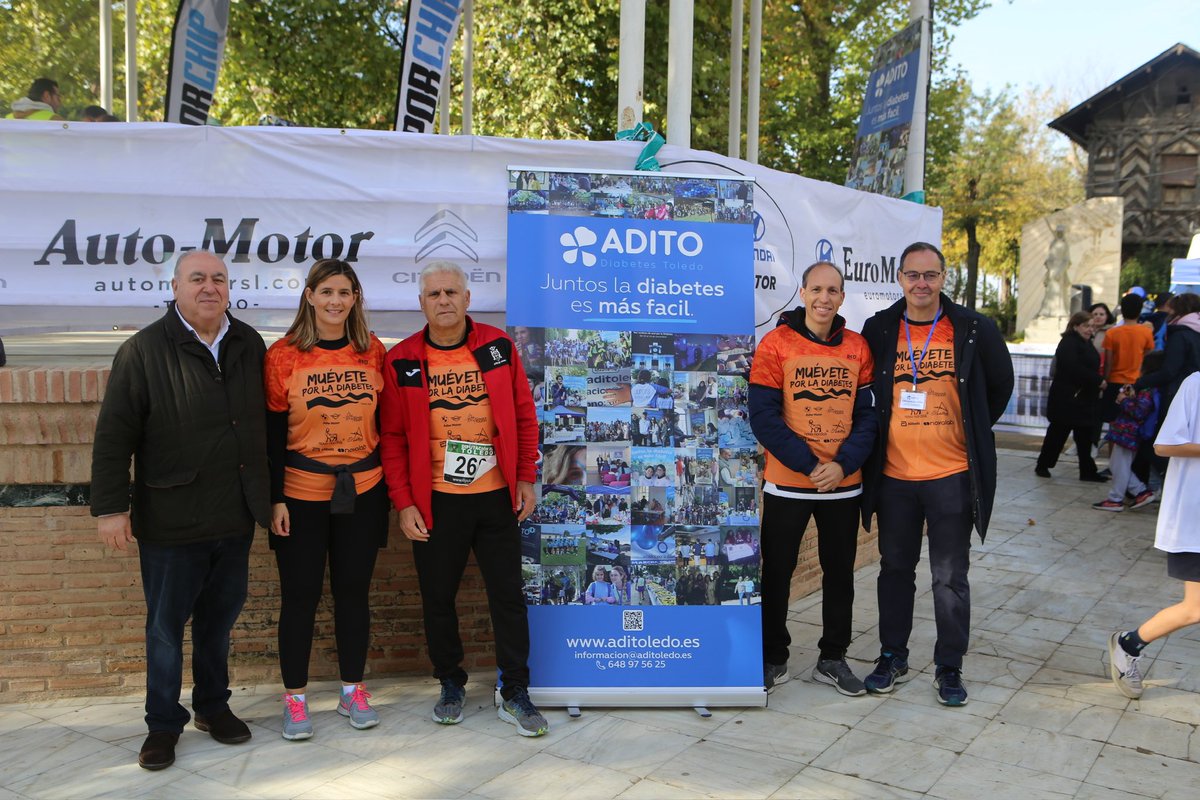 DipuToledo's tweet photo. 🏃Hoy @aditotoledo ha celebrado su carrera anual con la que visibiliza la diabetes.

💊Varios de nuestros diputados han querido acompañar a la organización y ser partícipes de esta iniciativa. 

#DiputaciónToledo 💚
#HacemosProvincia 🤝 https://t.co/1JK6rF5Pd7