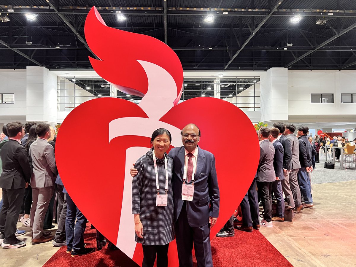 clara_chow's tweet image. About to start in late breaking trials @ #AHA24