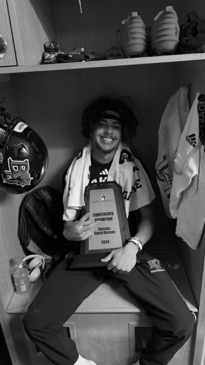 Adrion Seals tweet media