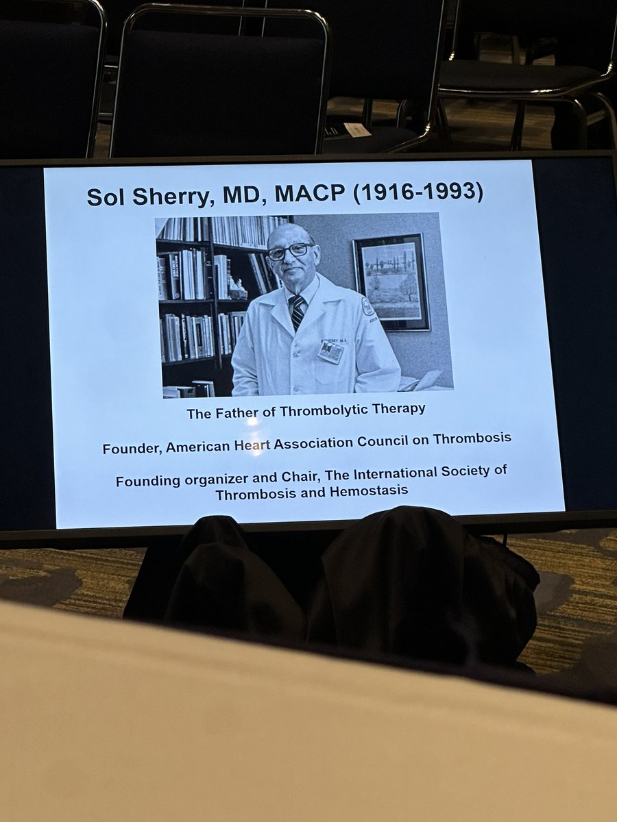 Gopika SenthilKumar, PhD (@gogo_gopss) on Twitter photo Excited to moderate the Sol Sherry Distinguished Lecture with <a href="/EvansLaboratory/">Colin E Evans 🫀🫁</a>! Come join us in S105!!! #AHA24 Excited to moderate the Sol Sherry Distinguished Lecture with <a href="/EvansLaboratory/">Colin E Evans 🫀🫁</a>! Come join us in S105!!! #AHA24