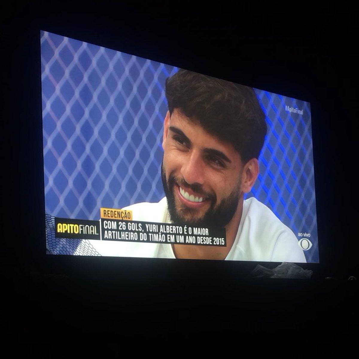 favxantonelli's tweet image. te amo yuri alberto 😭  #ApitoFinal