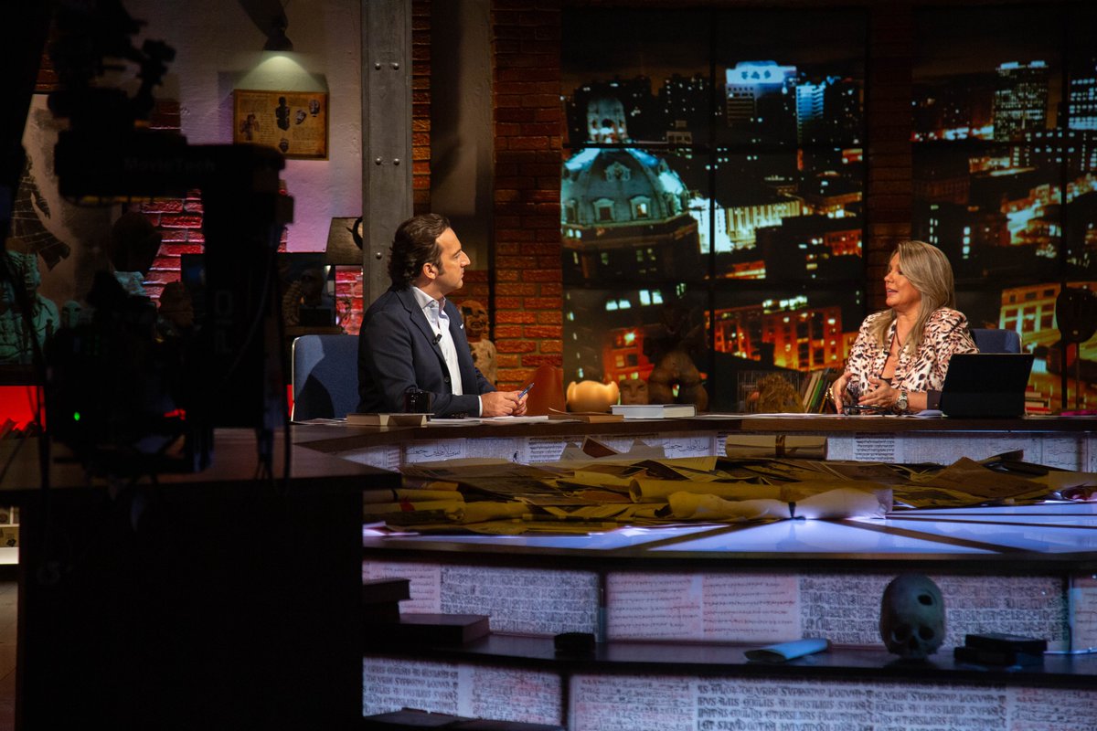 navedelmisterio's tweet photo. Hora de #MysteryNews con @carmenporter_ en #CuartoMilenio. https://t.co/J92CgM0lzg