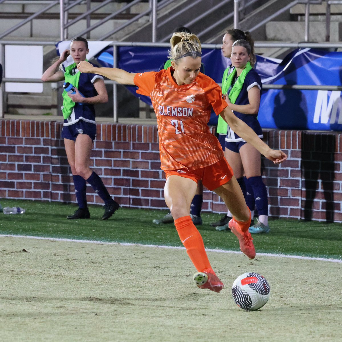 forever grateful <a href="/clemsonwsoccer/">Clemson Women's Soccer</a> 🧡

excited for the future!!

#transferportal 
#P4transfer 
#WomensD1Soccer
#recruitmentopen 

<a href="/ImYouthSoccer/">ECNL/GA/Recruiting/College Soccer</a> 
@imcollegesoccer
<a href="/NCAA/">NCAA</a>