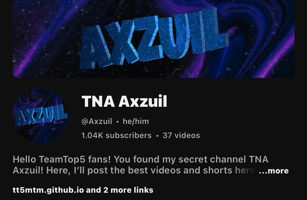 Axzuil's tweet image. Thank you all for 1k! You all are amazing!