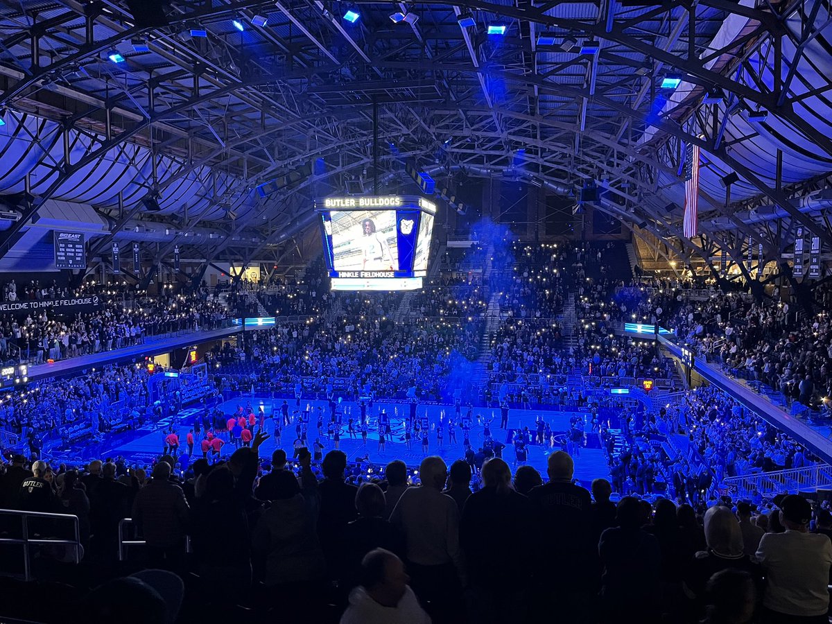 Thank you <a href="/butlerXCTF/">Butler XC/T&F</a> for the amazing weekend and offer! Had a great time at the game and meeting the guys! GO DAWGS!