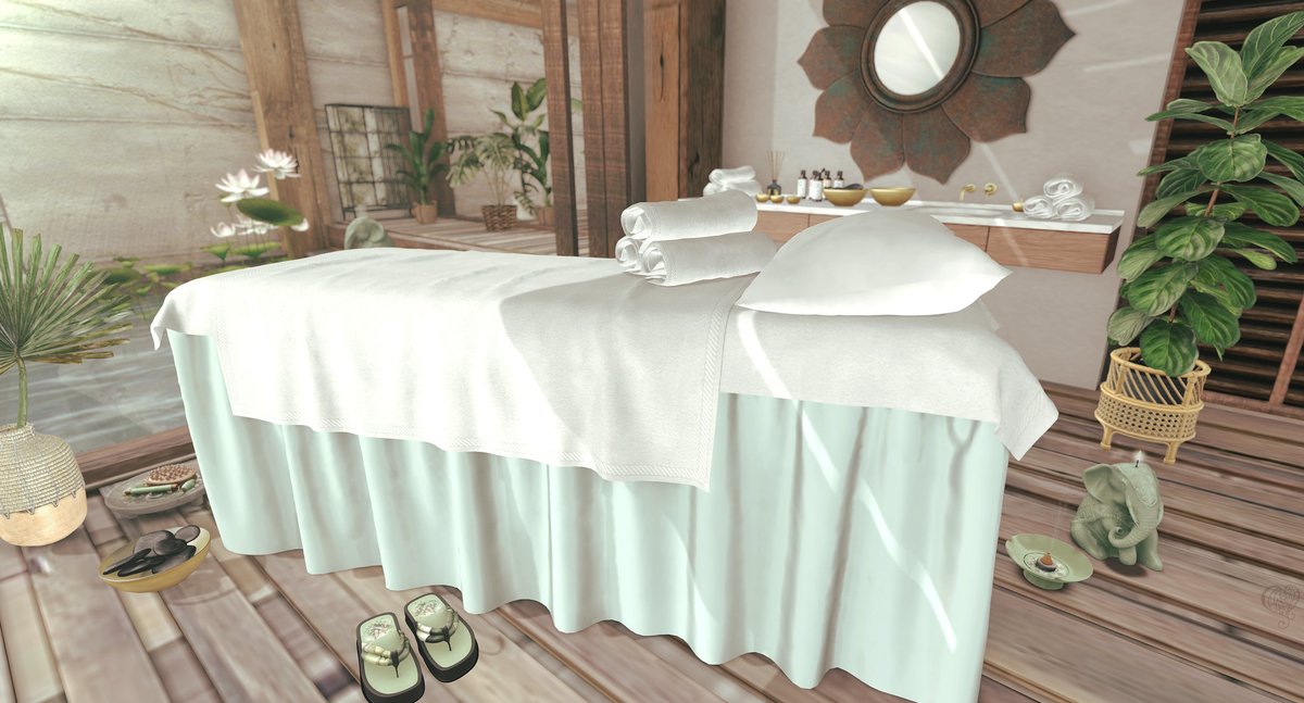 Lovely image by Sammie Westland, and bonus: she wrote a wonderful piece about why calm is important - perfect to accompany our massage table! 🥰
Read it on her Flickr:  flic.kr/p/2quda4X