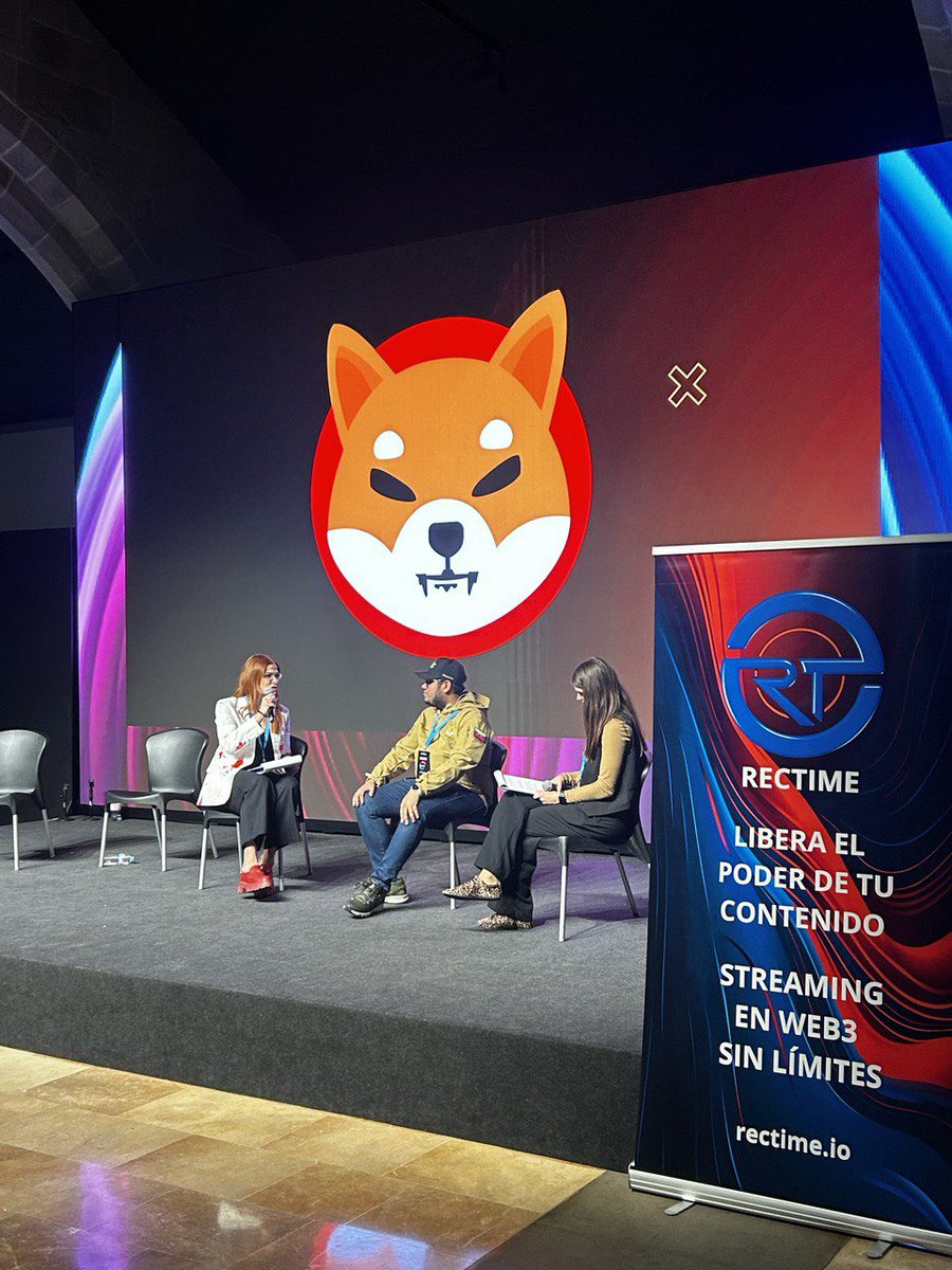 Spectacular work by <a href="/ShibaXanders/">Xanders🇻🇪</a> representing <a href="/Shibtoken/">Shib</a> . 🎤 🐕 

Not only are you a great member of the Shibarmy, you are also a great friend. ❤️

Thanks for bringing #SHIBARMY to Barcelona. ✈️ 🏙️ 

We look forward to seeing you next year 🙌

$SHIB $Rtime