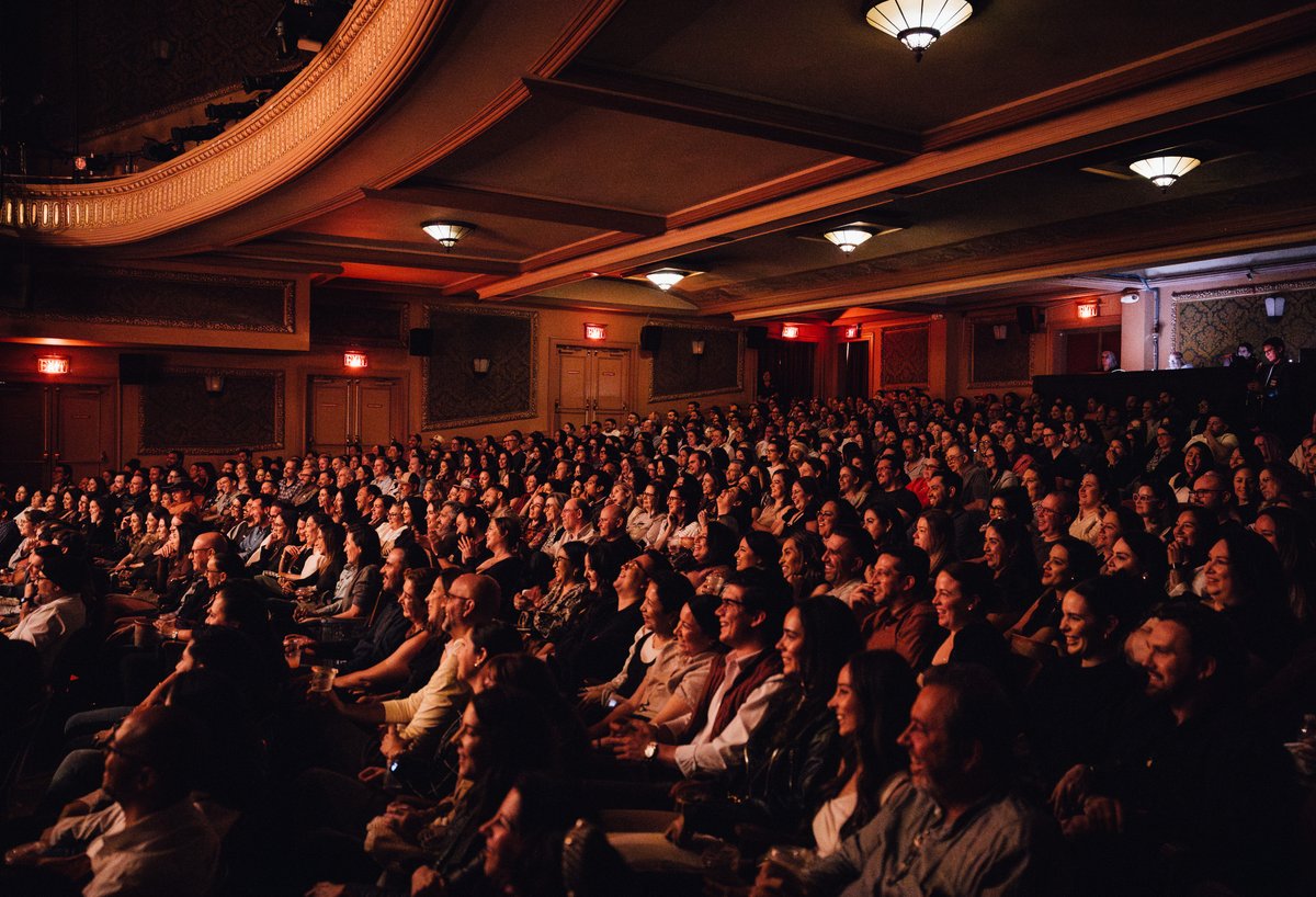 ¡Brb nuestros lados todavía están sufriendo por el show AGOTADO de Sofia Niño de Rivera!

📸: <a href="/RachelParkerPix/">Rachel Parker</a>