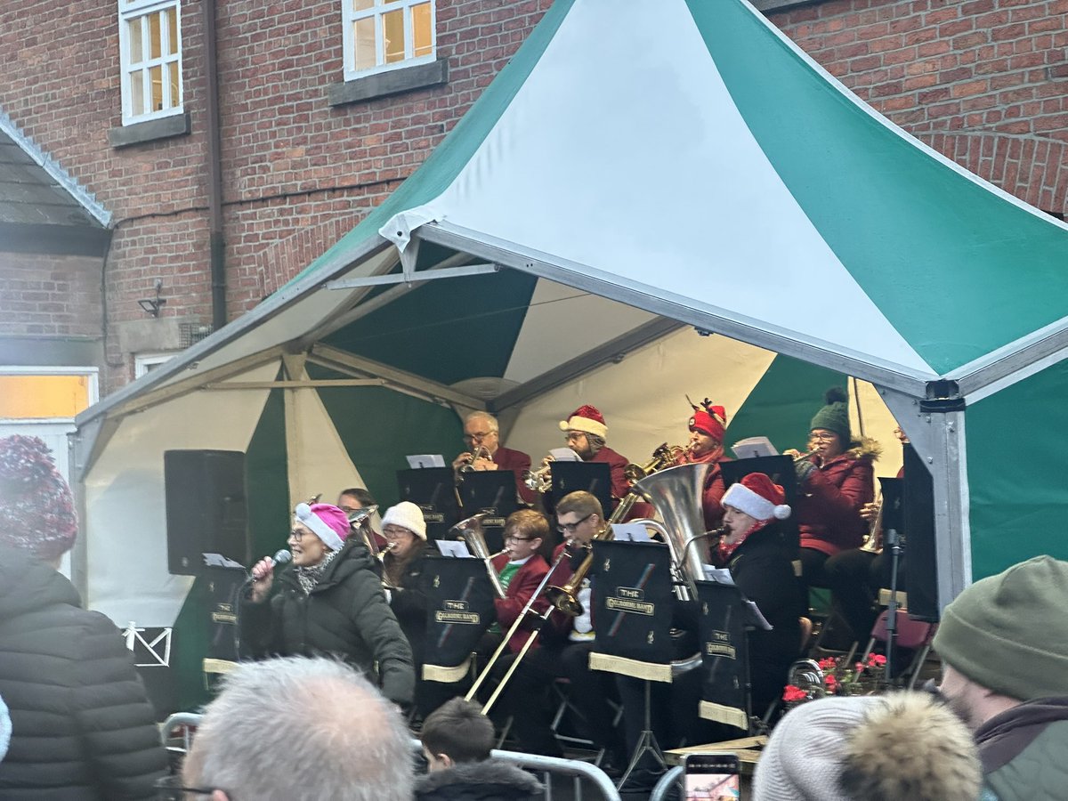 Cllr Laura Flynn (@cllrlauraflynn) on Twitter photo Fantastic day for the tree lights switch on at #Haigh Woodland Park🎄
Thank you to all the staff, volunteers, shops, stall holders, <a href="/Golborne_Band/">Golborne Brass Band</a> and a very special guest 🎅🏻 for making it an incredible event 🙏
Thanks to everyone who came along. Wonderful to see it so busy 🥳 Fantastic day for the tree lights switch on at #Haigh Woodland Park🎄
Thank you to all the staff, volunteers, shops, stall holders, <a href="/Golborne_Band/">Golborne Brass Band</a> and a very special guest 🎅🏻 for making it an incredible event 🙏
Thanks to everyone who came along. Wonderful to see it so busy 🥳