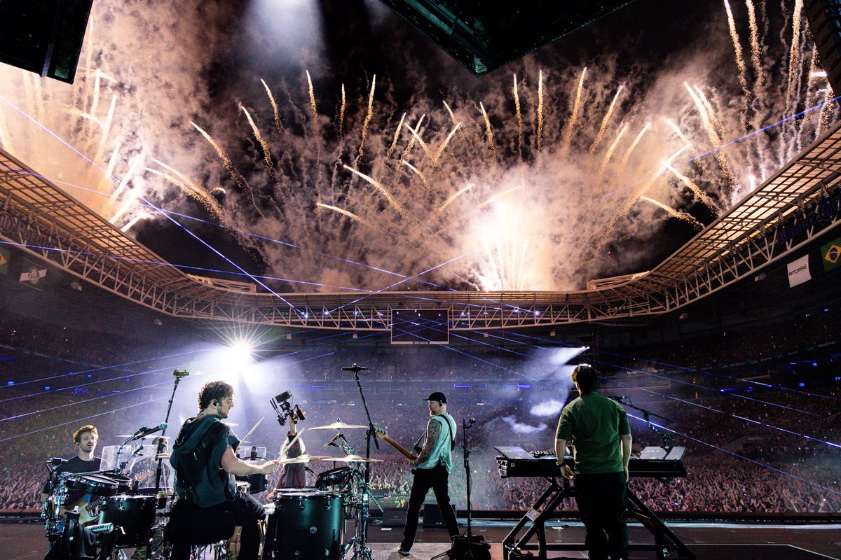 LINKIN PARK tweet media