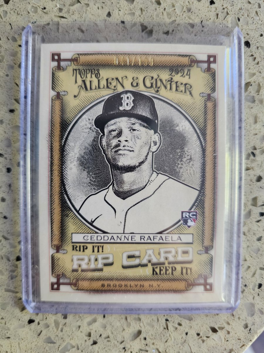DVBSOHVRD's tweet photo. To rip or not to rip....?
@Topps #TheHobby #SportsCards #RipCard https://t.co/ReRakPAPun