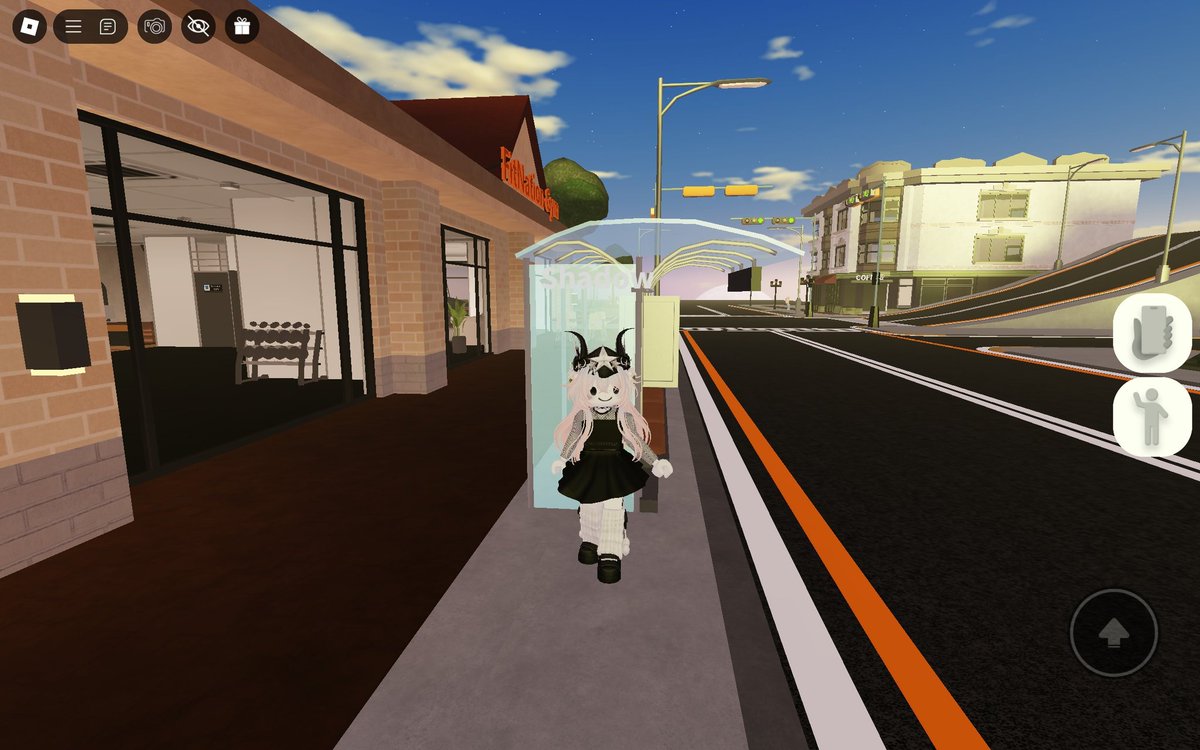 therealmaleigha's tweet photo. #Roblox #outfit #cuteee https://t.co/KQiCVRa70r