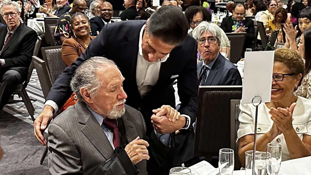 LAUSDSup's tweet image. Dr. George McKenna’s extraordinary legacy has redefined what it means to be an educational leader. A trailblazer as an educator, principal, Board Member and fierce advocate for students and teachers, Dr. McKenna’s impact on @LASchools and beyond is immeasurable. His dedication to…