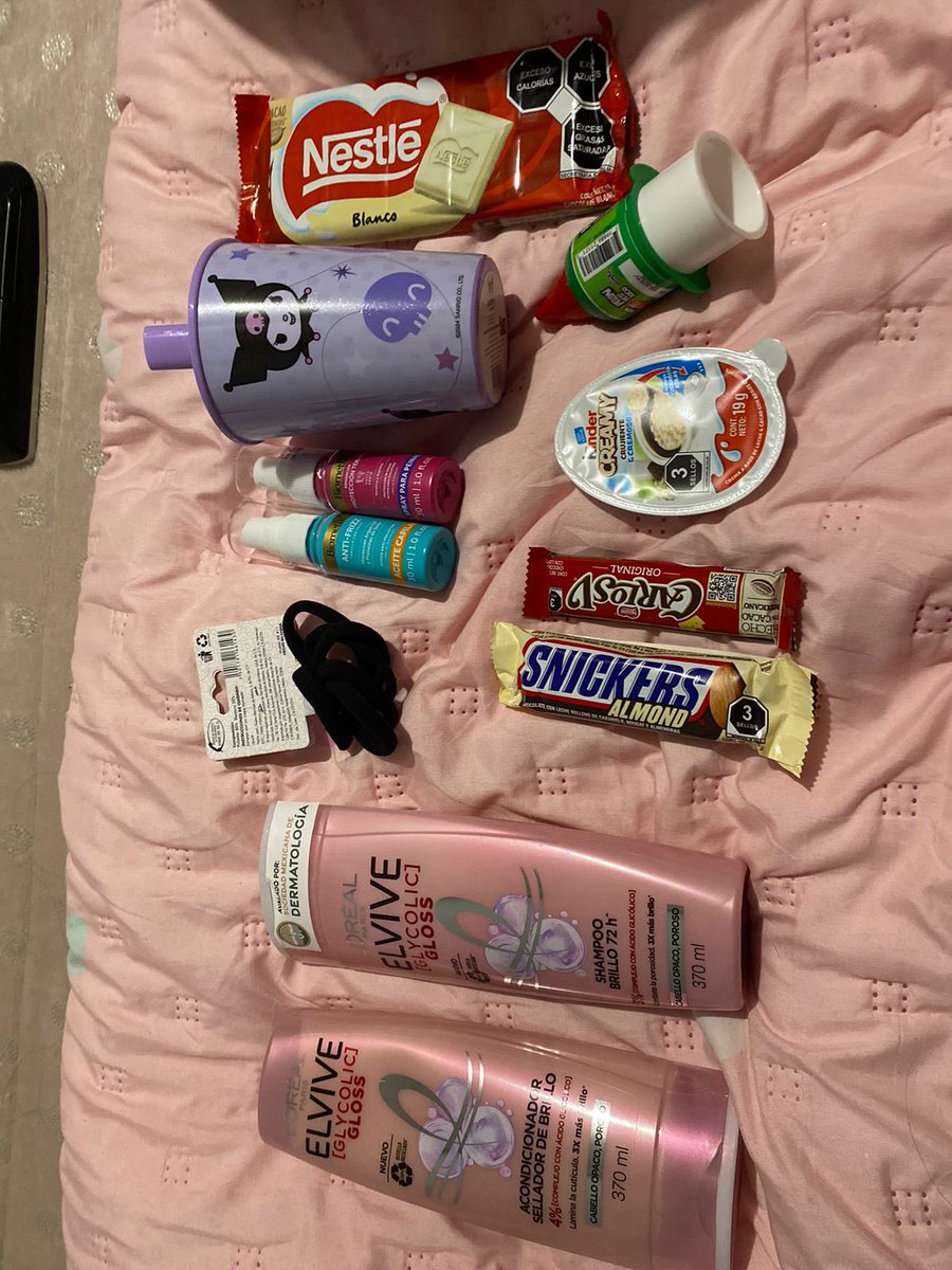 mashaaclept's tweet photo. Mini haul del súper con mi amiga (sale súper mal🤣) #cleptotwt #clepto https://t.co/ghMcyCSYFF