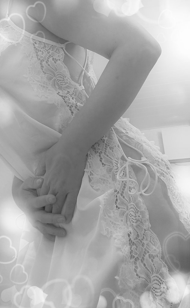 今日はセクシーランジェリーデーだよ🥰
16時までの出勤なのでお時間ある方ぜひ来てね✨