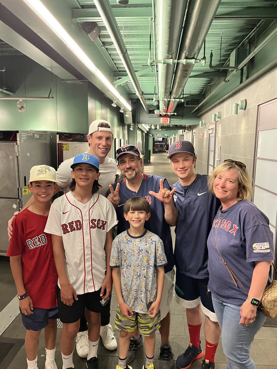 jlmbbh's tweet photo. @CharlieCoyle_3 thank you for the time you spent with my brother and his family at Fenway in 2023! Thank you for taking time with my nephew today. My brother spoke glowing of you and that evening. He told me that the tiredness and pain seemed to go away that night! Go Bruins! https://t.co/eUbADxikD1