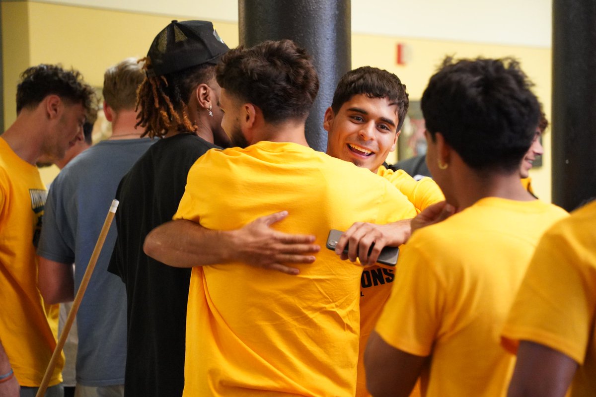 What an evening 🐶🤘

#TooLiveU | #PupsUp  | #d3fb