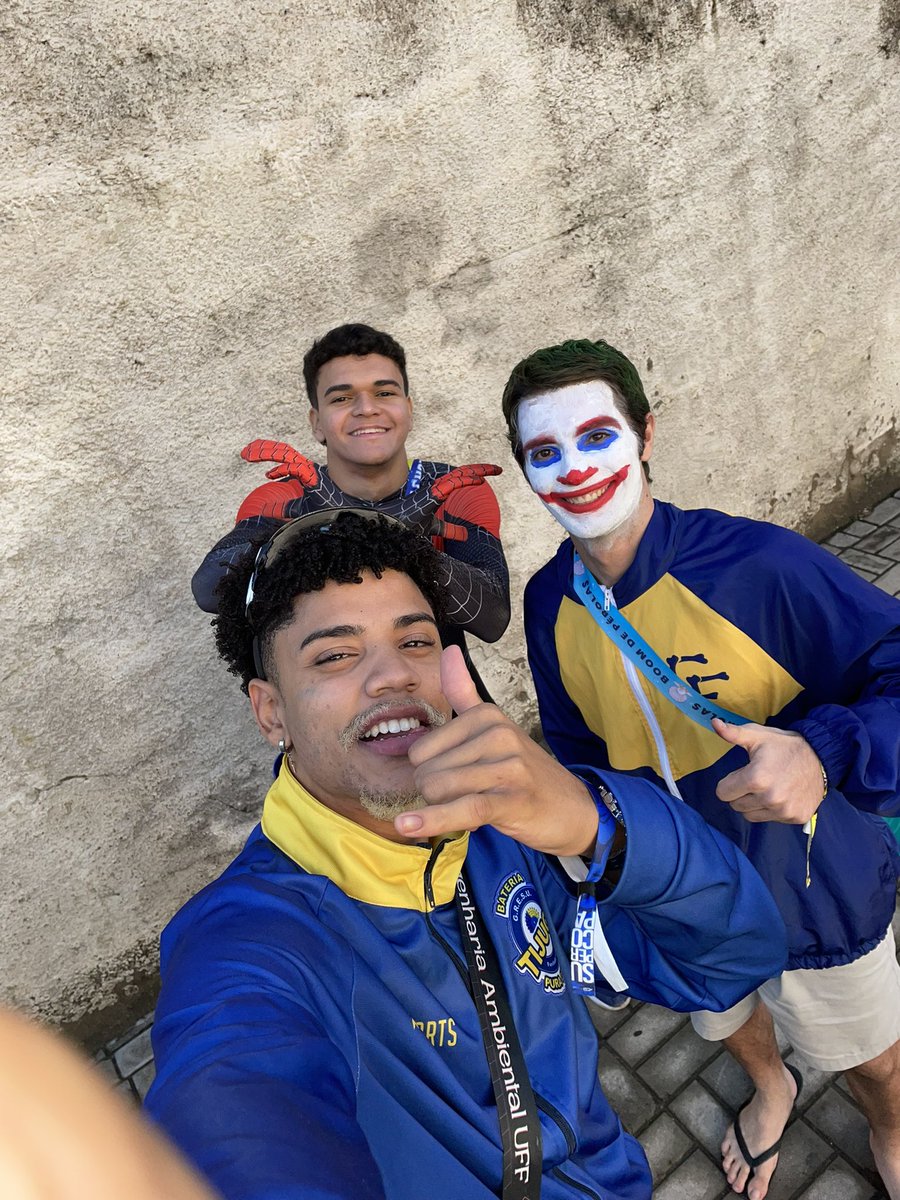 Dopagodek's tweet photo. eu e meus rivais na supercopa. https://t.co/vAM0QbKFMt