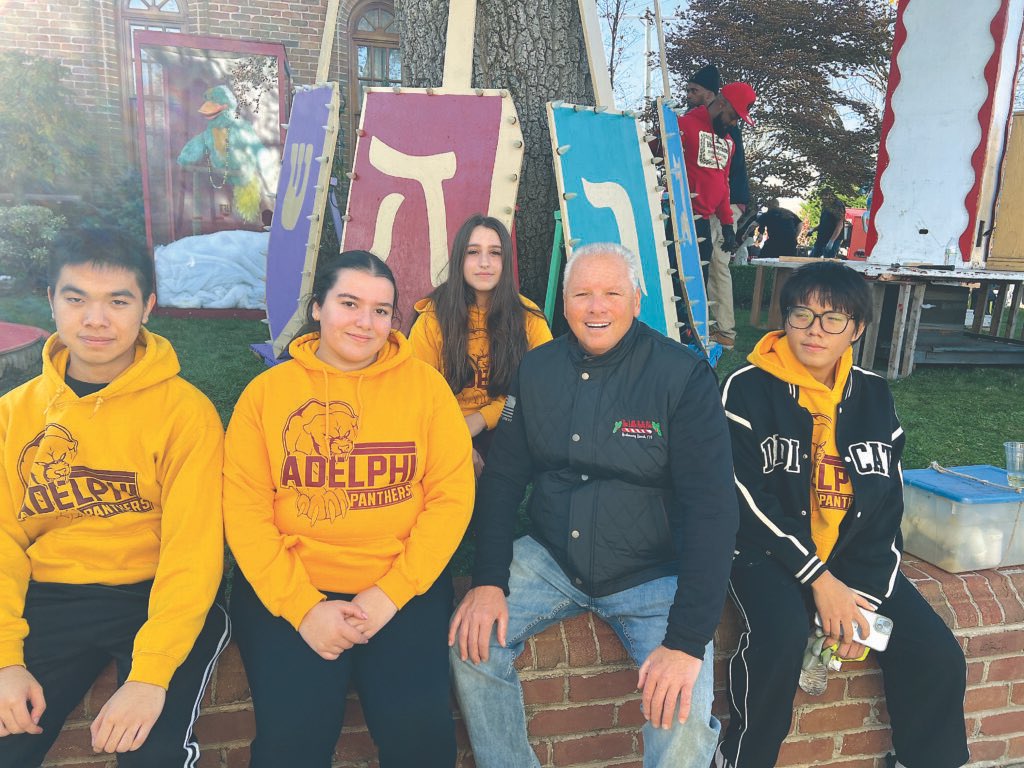 Brooklyn Reporter (@bkreporter) on Twitter photo The holidays came early as students from <a href="/AdelphiAcademy/">ADELPHI ACADEMY</a> helped members of <a href="/BenBayKiwanis/">BenBayKiwanis</a> set up for the #LittleNorthPole event, which raises money for <a href="/BreakthroughT1D/">Breakthrough T1D</a>. This year’s event takes place Dec. 7! tinyurl.com/nhensa8h The holidays came early as students from <a href="/AdelphiAcademy/">ADELPHI ACADEMY</a> helped members of <a href="/BenBayKiwanis/">BenBayKiwanis</a> set up for the #LittleNorthPole event, which raises money for <a href="/BreakthroughT1D/">Breakthrough T1D</a>. This year’s event takes place Dec. 7! tinyurl.com/nhensa8h