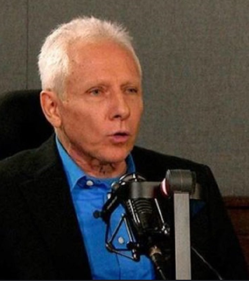 Rostros del terror: Luis V León, Satallin González, Luigi Pisella. 
Estos individuos y otros “opositores” a cambio de contratos, negocios u otras formas ilícitas de negociación, se han convertido en los voceros del régimen, intentando vender una “normalización perversa” en