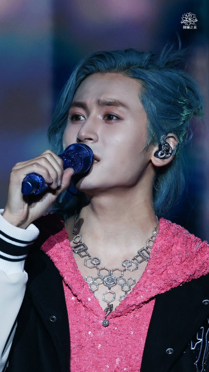 JJZH_0511's tweet photo. 𝟐𝟎𝟐𝟒𝟏𝟏𝟏𝟔

把泥泞走成花路，把时间过成繁星 ​​​
part2

#ZhangZhehan张哲瀚 #张哲瀚 #張哲瀚 #ZZH #チャンジャーハン #장철한 #장저한 #���างเจ๋อฮั่น #TheRealZhangZhehan #ZhangSanjian https://t.co/25wxoND8j4