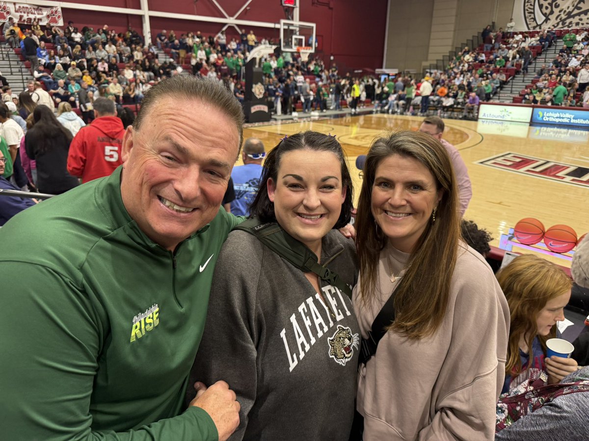 Kevin Lynch (@klhoops) on Twitter photo Great running into a couple
Of 2003 AAU National Champions Today ! <a href="/LSteele35/">Lisa Steele</a> Brittany Purr <a href="/abriancreech/">Brian Creech</a> Great running into a couple
Of 2003 AAU National Champions Today ! <a href="/LSteele35/">Lisa Steele</a> Brittany Purr <a href="/abriancreech/">Brian Creech</a>