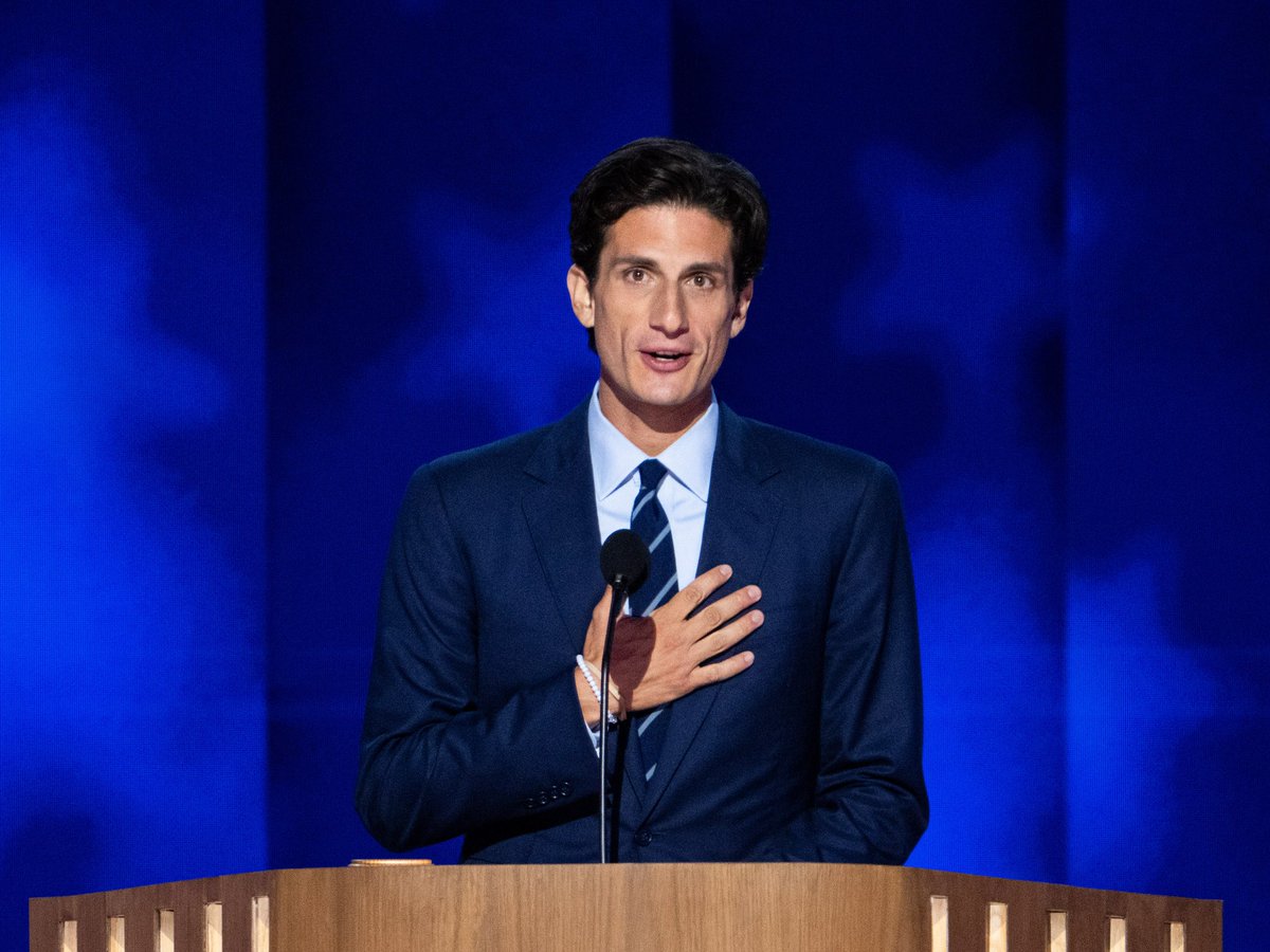 Jack Schlossberg, the only grandson of President John F. Kennedy, on RFK Jr.’s support of Trump: “He's trading in on Camelot, celebrity, conspiracy theories and conflict for personal gain and fame.”

RETWEET if you stand with Schlossberg against Donald Trump!