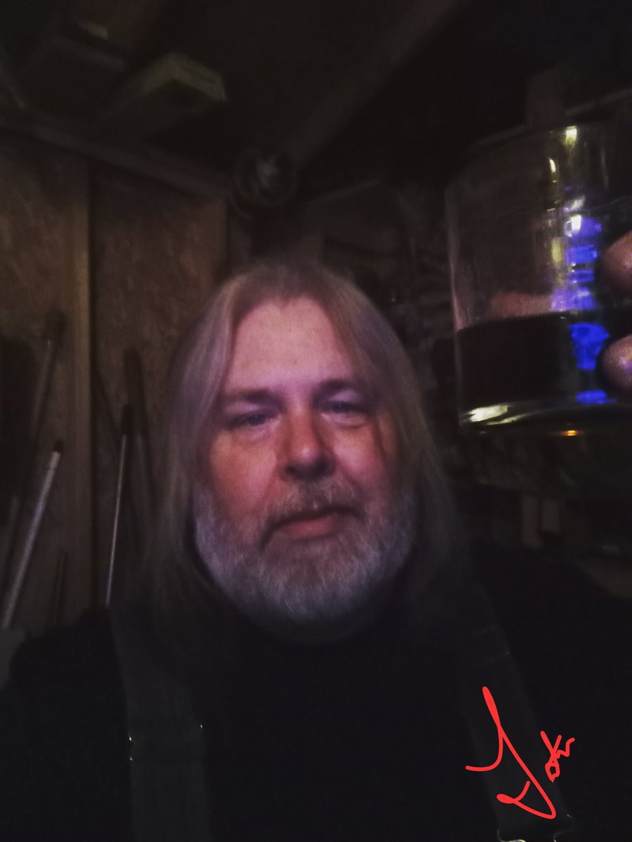 TheRealTater66's tweet photo. Cheers!!.. to the legal immigrants doing it the right way and the black Americans who woke up👊😎 🍻🥃🇺🇸🇺🇸
#TrumpForAllAmericans🇺🇸🇺🇸
#DemocratsCanEatShit 🖕🤨 https://t.co/Gr96wzEUhp