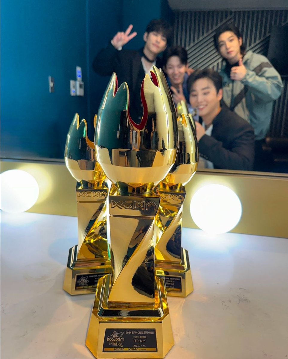 YoungK. tweet media