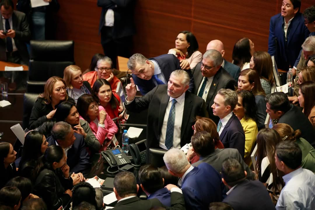 ¡La 4t está más fuerte que nunca!

Los senadores y senadoras de Morena estamos cumpliendo con el mandato que nos encomendó el pueblo de México. 

Bajo el liderazgo de nuestro coordinador Adán Augusto López Hernández, seguimos construyendo el Segundo Piso de la transformación.