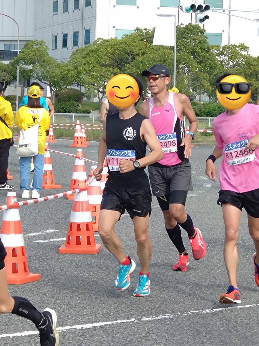 tmachan24right's tweet photo. #神戸マラソン 2024 完走しましたー！
気温23℃まで上がる酷暑の中、
#INAK 練習会の決起集会や
同級生ランナーと互いの健闘
沿道の応援
ボランティアの方々の奮闘
本当に皆さんのおかげです😂

記録は、3時間16分31秒

この暑さの中では良い記録
最高の大会でした。
来年も出たいっ！！ https://t.co/MoXPTzhejG