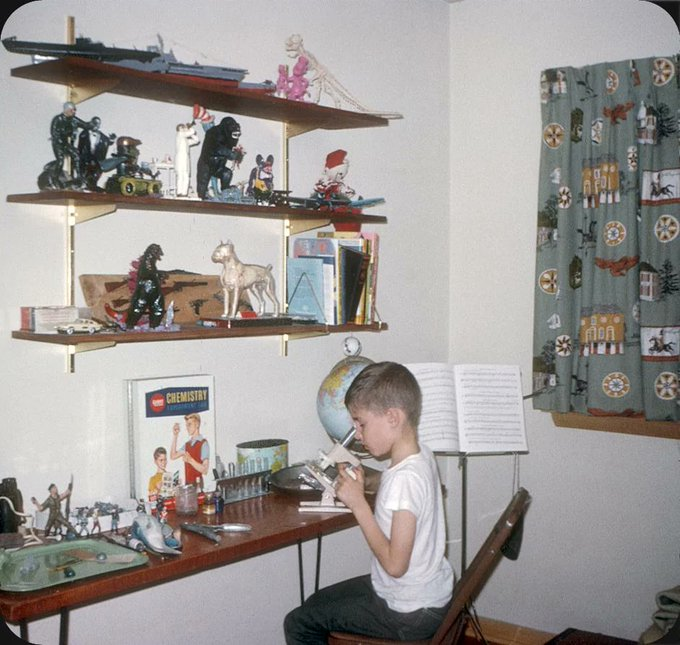 20. Un niño en su habitación, 1964