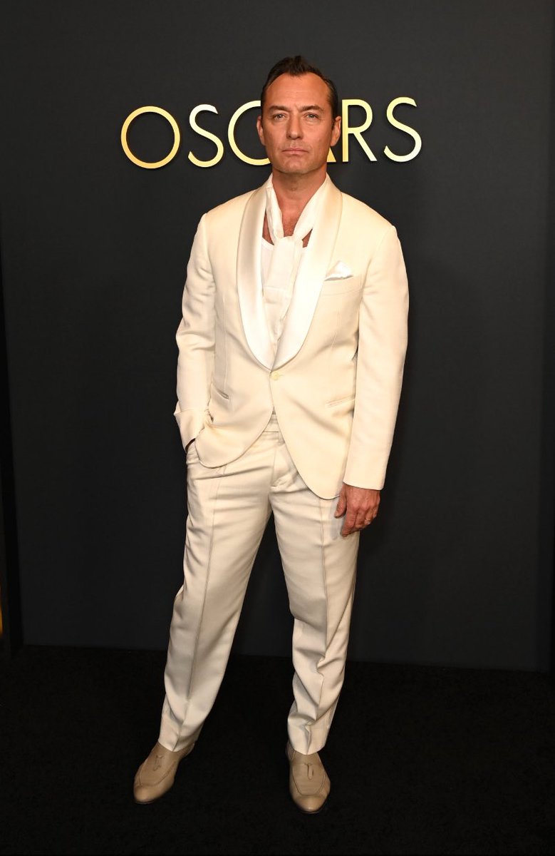 good for you girl I also don’t know how to tie a tie