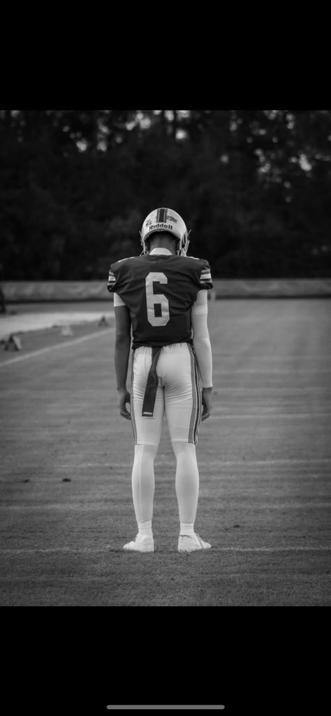 Ethan Sherman 3 ⭐️ WR (@ethansherman_1) on Twitter photo hudl.com/v/2QBUrP
Junior Yr Film hudl.com/v/2QBUrP
Junior Yr Film