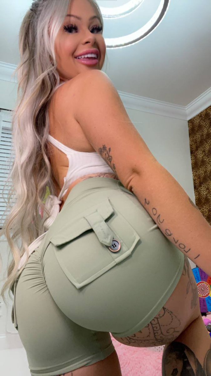 𝐎𝐍𝐋𝐘𝐅𝐀𝐍𝐒 𝐁𝐈𝐆𝐆𝐄𝐒𝐓 𝐀𝐍𝐀𝐋 𝐖𝐇𝐎𝐑𝐄 𝐈𝐒 𝐅𝐑𝐄𝐄 𝐅𝐎𝐑 𝐋𝐈𝐅𝐄 👇🏻👇🏻 
FREE LINK IN COMMENTS!!! https://t.co/4x5azIQPcB