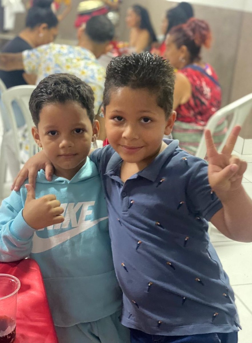 anacoalinha's tweet photo. São meu terror e minha  calmaria ... https://t.co/YmVh6wKNbl