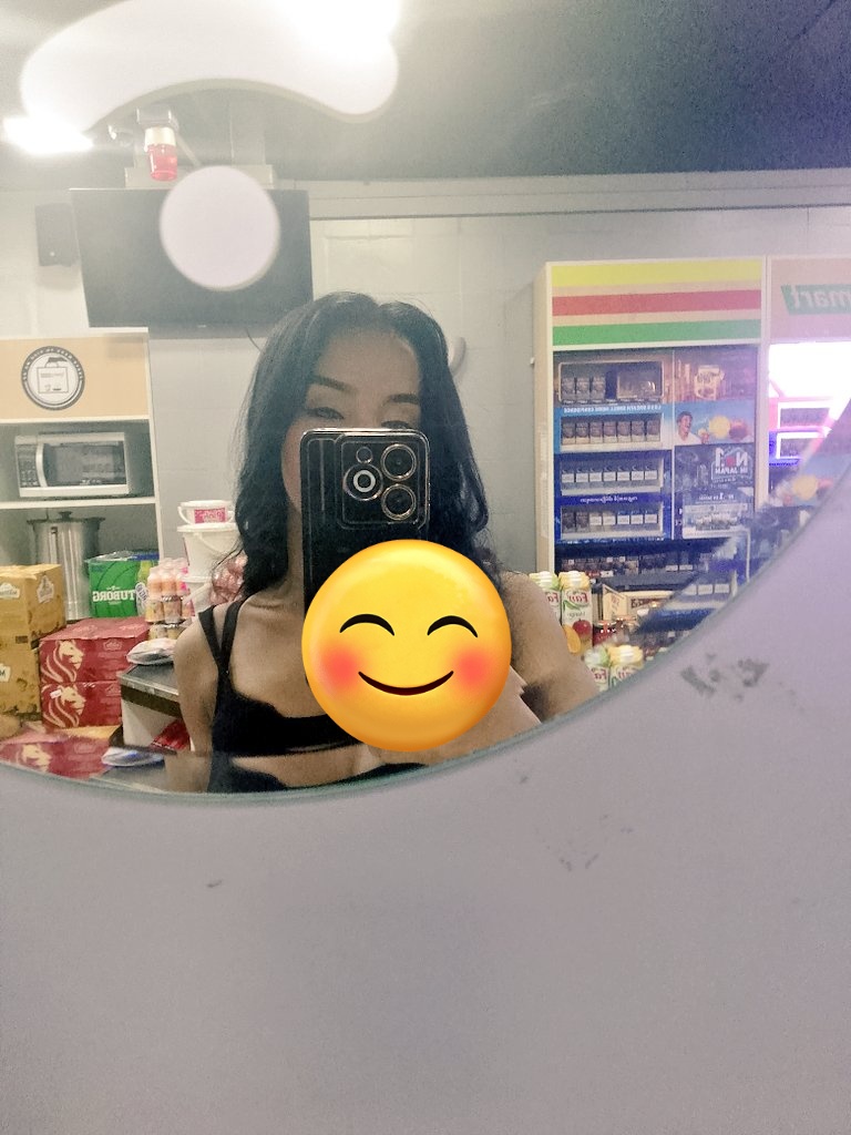 HanLay97543's tweet photo. You can update today♥️I provide the service that guests like my09773763299 https://t.co/MX4K7BoYTg