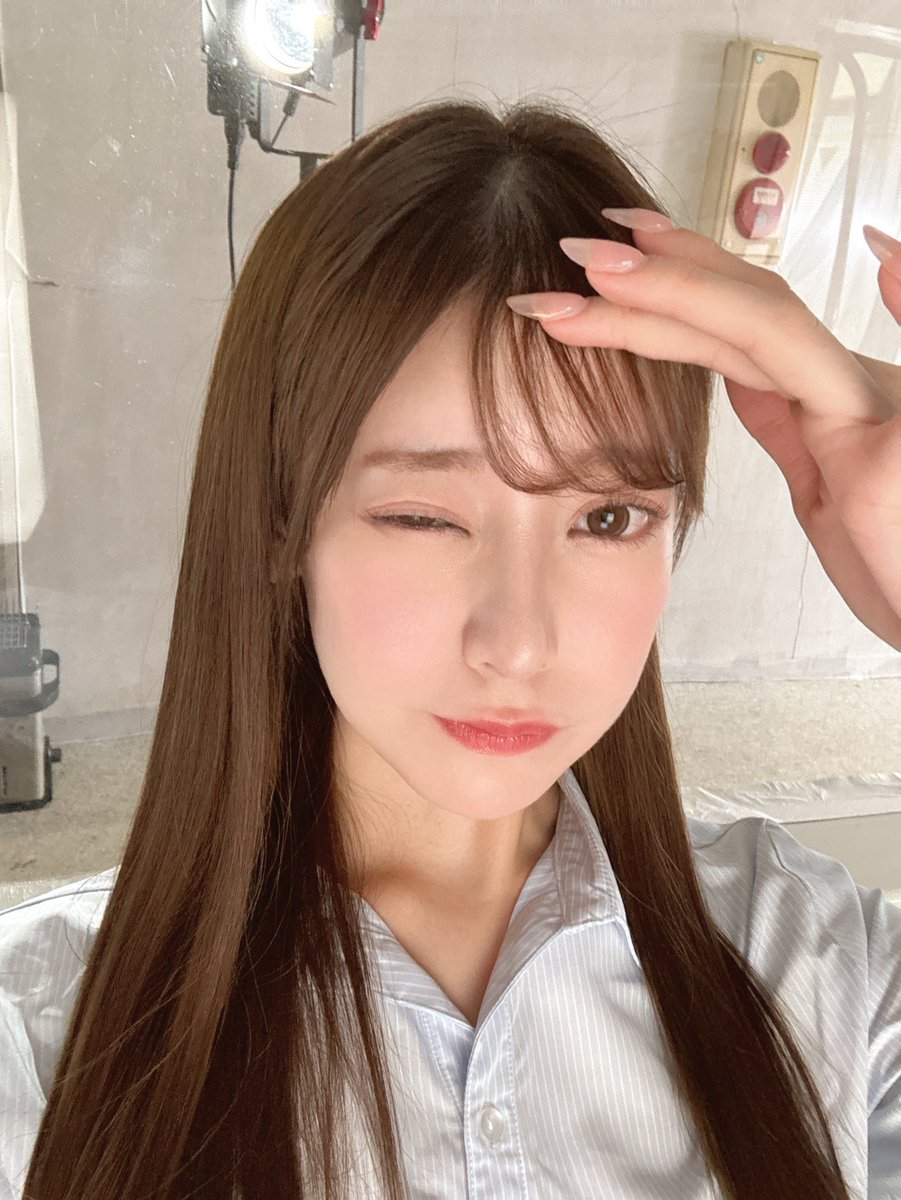 撮影中💓 https://t.co/ZSDscJmBNr