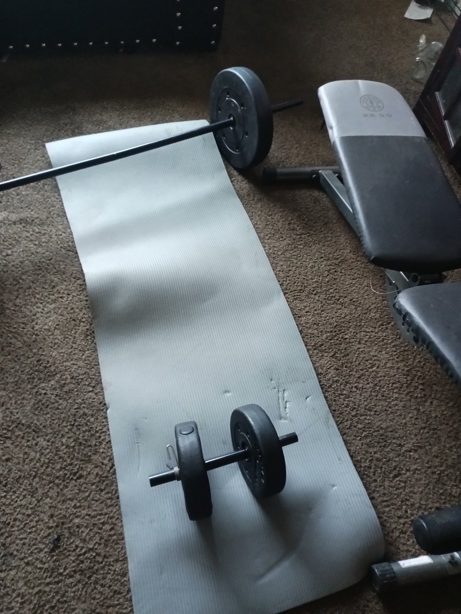 InfamousMuzic83's tweet photo. Get that exercise in everyday https://t.co/Y0hK9PnI50