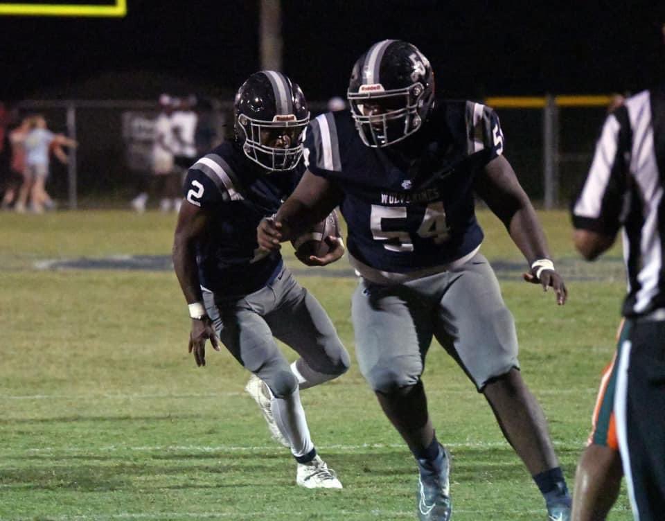 JayWebb_2's tweet photo. Reflecting on my senior season, which ended unexpectedly due to a torn ACL. Proud of our team’s accomplishments. Thank you to God, coaches, teammates, parents, and supporters.I remain committed to sports and pursuing college opportunities.Thank you once again for everything #2✌🏾 https://t.co/gYQES68K6J