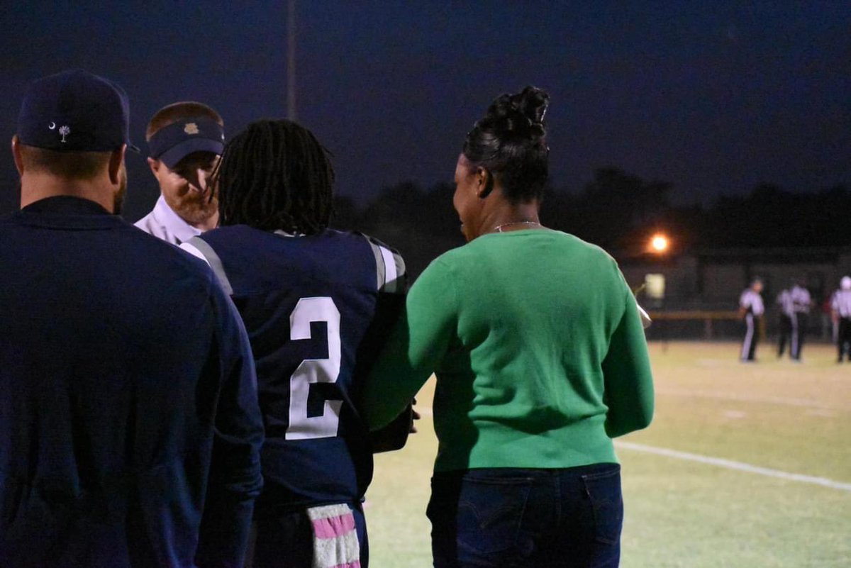 JayWebb_2's tweet photo. Reflecting on my senior season, which ended unexpectedly due to a torn ACL. Proud of our team’s accomplishments. Thank you to God, coaches, teammates, parents, and supporters.I remain committed to sports and pursuing college opportunities.Thank you once again for everything #2✌🏾 https://t.co/gYQES68K6J