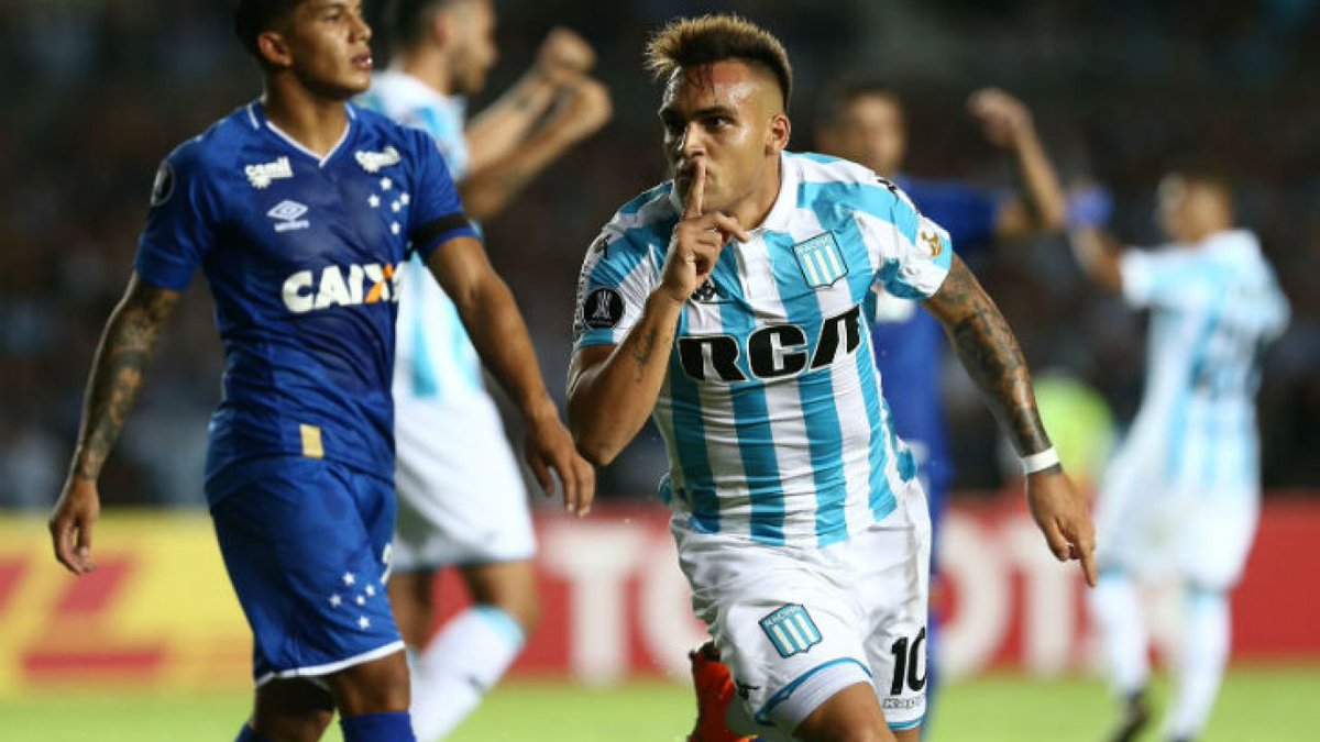 LautaroM22_'s tweet photo. 🔥 La noche del hat trick. https://t.co/FsOXFhFbAz
