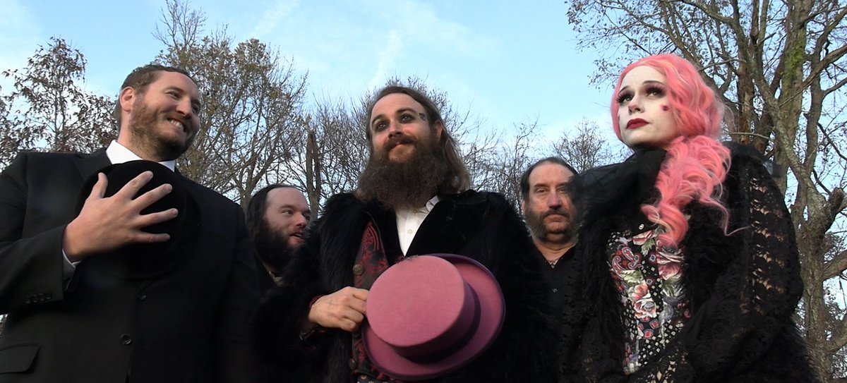 Funkmaster__V's tweet image. And the great John Henry is dead....
#AI #JohnHenry #manvsmachine #showdowninsecretcity #bignfunky #BigNFunkyProductions #smokymountainchronicles