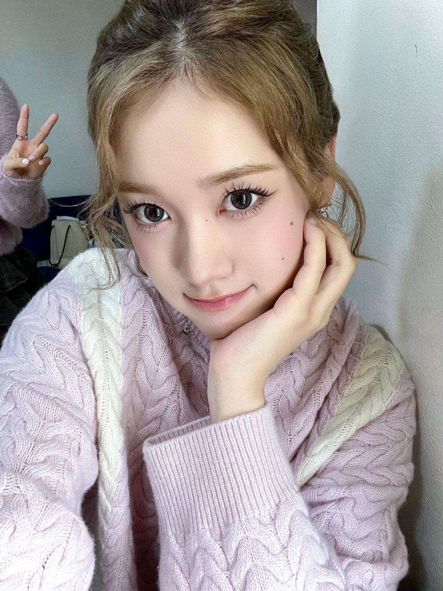 STAYC(스테이씨) tweet media