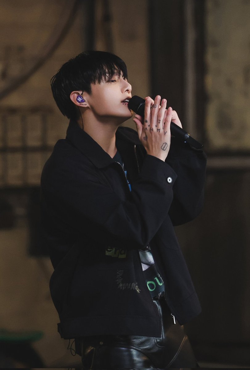 jungkook_0901m_'s tweet photo. WE LOVE YOU JUNGKOOK

I vote #Jungkook for #PopGoldenAwards2024 https://t.co/e5MWUO9mF5