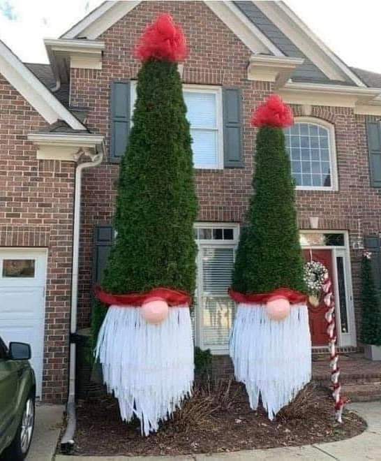 Just some Christmas gnomes 🎅🎄🎁 #christmas #gnomes #holidayseason