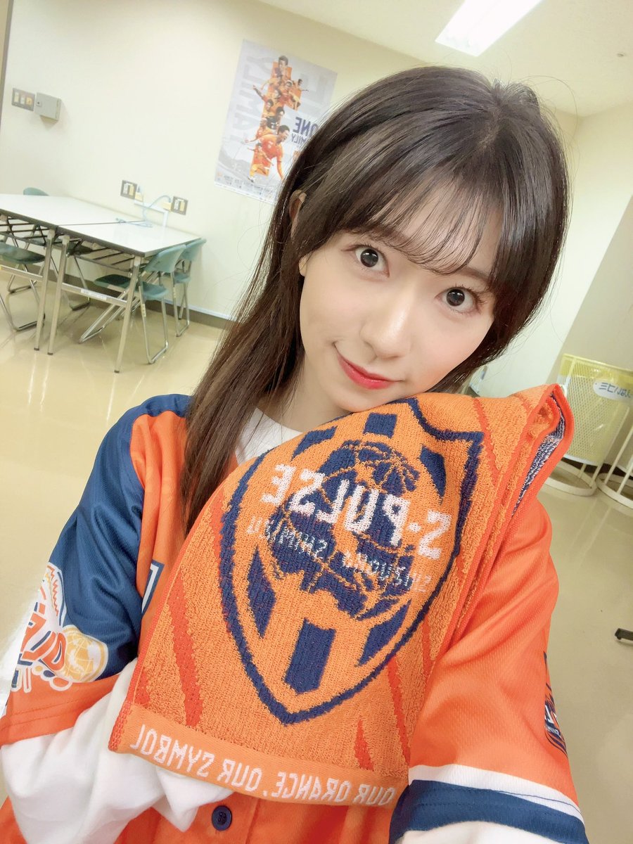 momo67_tiara's tweet image. 🧡オフショット🍊撮影でお邪魔させていただきました🎥💕また撮影の内容は公開後に告知します(^^)/♪
清水エスパルス最終戦⭐️1年間お疲れ様でした😊
#soccer #shimizuspulse #spulse #清水エスパルス #サッカー女子