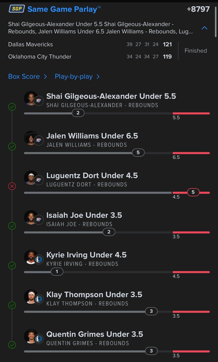 xGooshi's tweet image. The ball just bounces right to dort with 2 seconds left… two tall ass center for dalla lscudnt secure the damn rebound lol 🤮